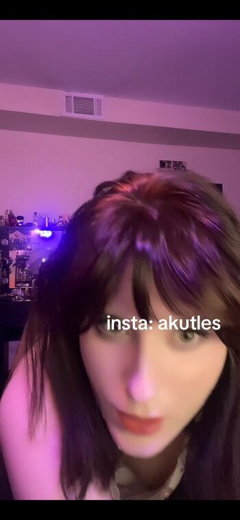 Full leaked Akutles private onlyfans photo
