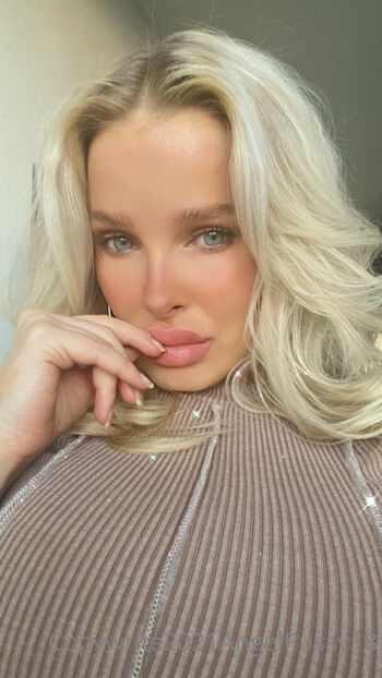 Full leaked Angelpussy private onlyfans photo