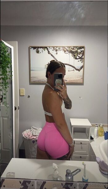 Full leaked Annamayworldx private onlyfans photo