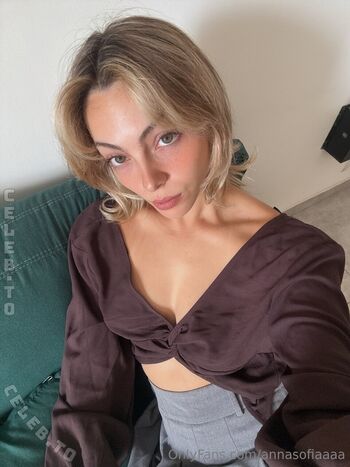Full leaked Annasofiaaaa private onlyfans photo