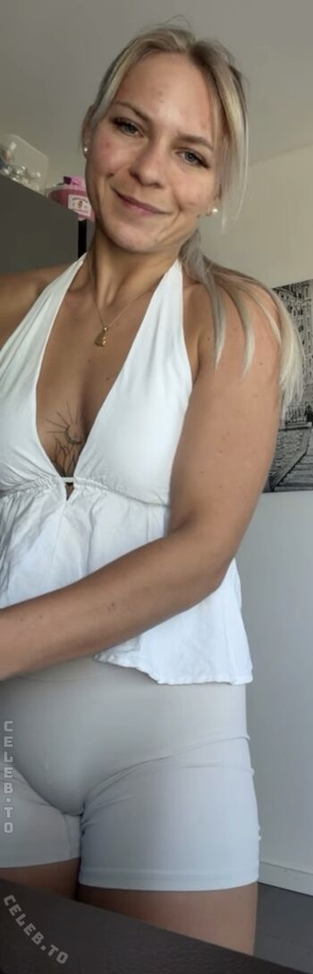 Full leaked Anni eisner private onlyfans photo