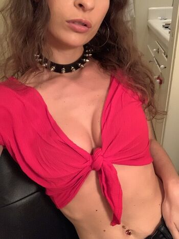 Full leaked Ashleygiov private onlyfans photo