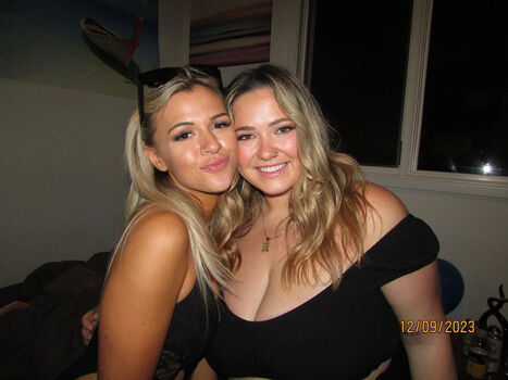 Full leaked Ashleygraham private onlyfans photo