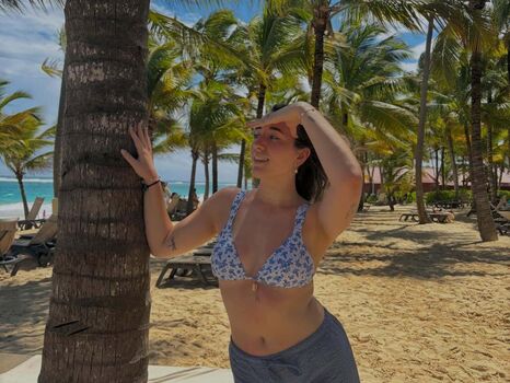 Full leaked Charlotte julien private onlyfans photo