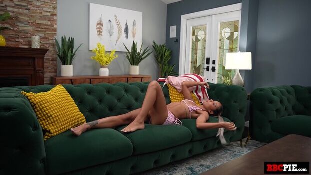 Full leaked Cici wild private onlyfans photo