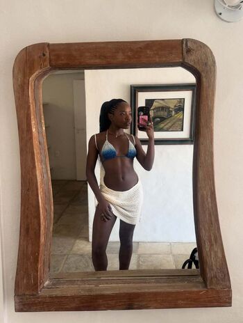Full leaked Clara moneke private onlyfans photo