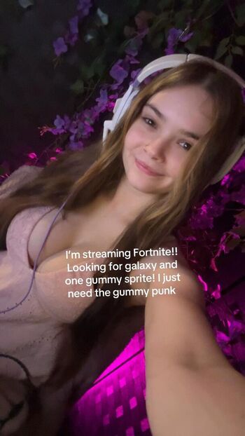 Full leaked Clumsyori private onlyfans photo