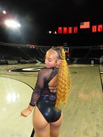 Full leaked College athletes private onlyfans photo