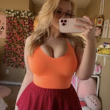 Curvy Goddesses