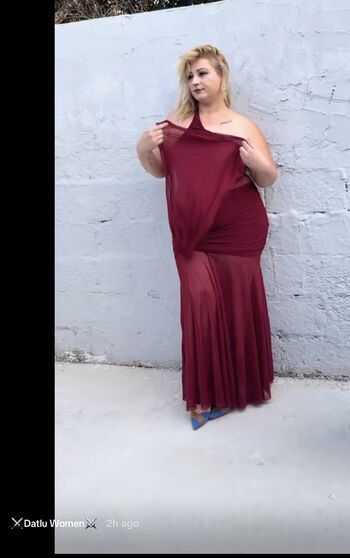 Full leaked Datlu woman private onlyfans photo