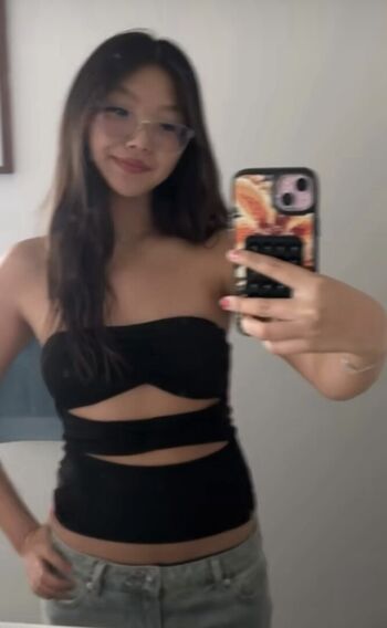 Full leaked Defnotdolkarr private onlyfans photo