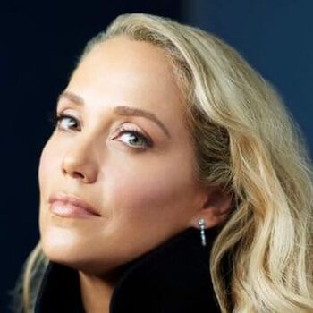 Full leaked Elizabeth berkley private onlyfans photo