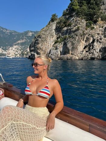 Full leaked Ella georgiia private onlyfans photo