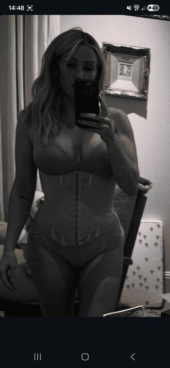 Full leaked Ellie goulding private onlyfans photo