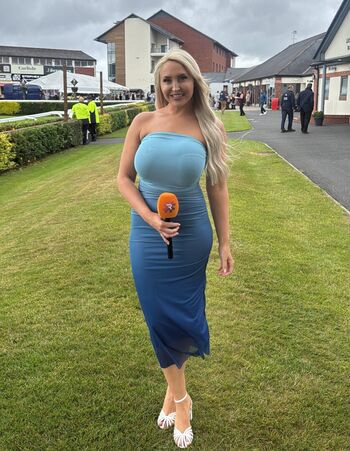 Full leaked Emma jones private onlyfans photo