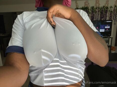 Full leaked Emomask private onlyfans photo
