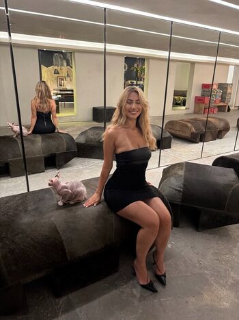 Full leaked Estelllexo private onlyfans photo