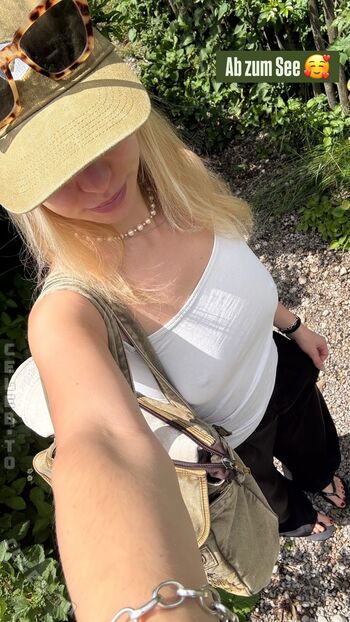 Full leaked Finifee private onlyfans photo