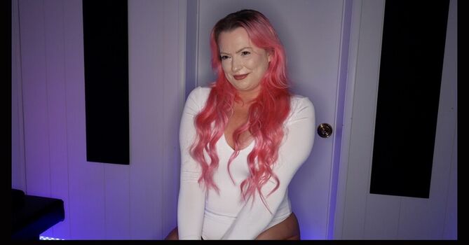 Full leaked Gloryhole swallow private onlyfans photo