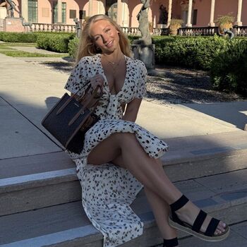 Full leaked Hannah woods private onlyfans photo