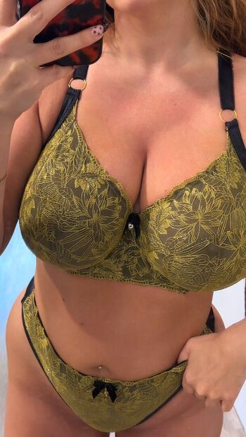 Full leaked Harmony joy private onlyfans photo