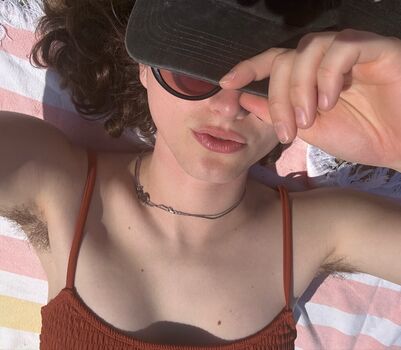 Full leaked Helmet girl private onlyfans photo