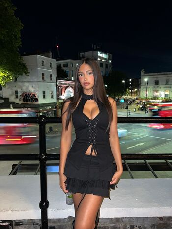 Full leaked Imanimalikaa private onlyfans photo