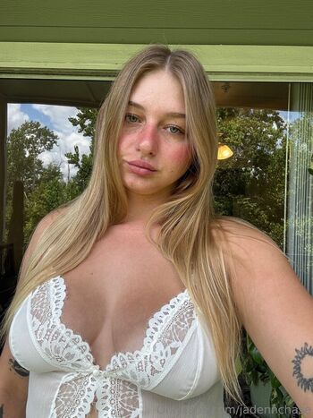 izzybizzybelle