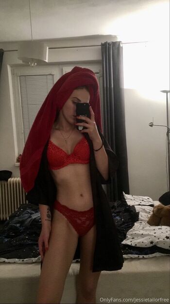 Full leaked Jassietailorfree private onlyfans photo