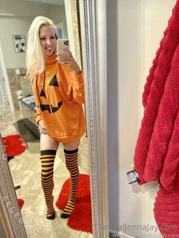 Full leaked Jenna jay private onlyfans photo