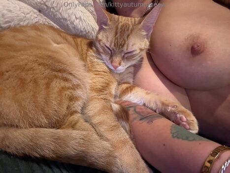 Full leaked Kittyautumnmeow private onlyfans photo