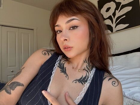 Full leaked Klivvia private onlyfans photo