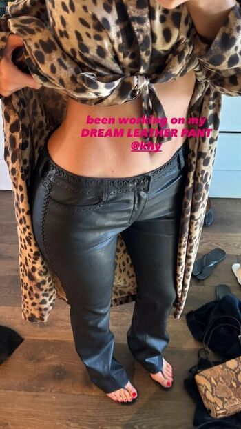 Full leaked Kylie jenner private onlyfans photo