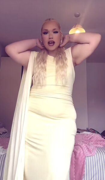 Full leaked Laylakelist private onlyfans photo