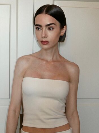 Lily Collins