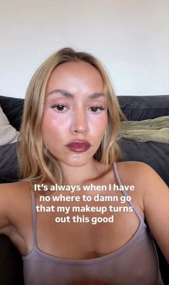 Full leaked Lollyzlexi private onlyfans photo