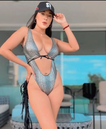 Full leaked Lucia aranza private onlyfans photo