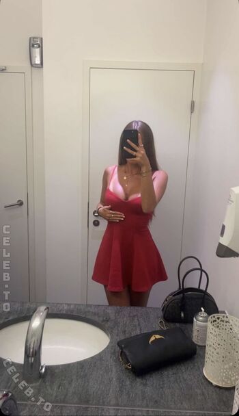 Full leaked Lunaa mlt private onlyfans photo