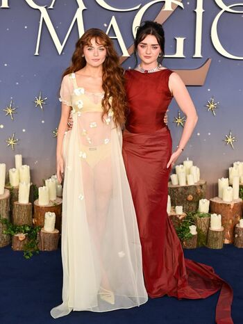 Full leaked Maisie williams private onlyfans photo