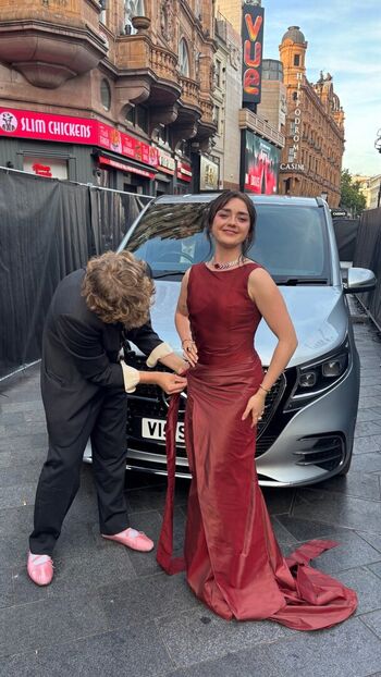Full leaked Maisie williams private onlyfans photo