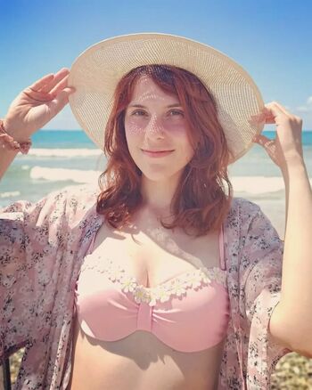 mary_mayfair_
