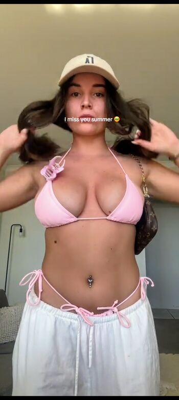 Full leaked Mel hock private onlyfans photo