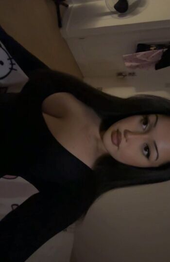 Full leaked Naiix private onlyfans photo