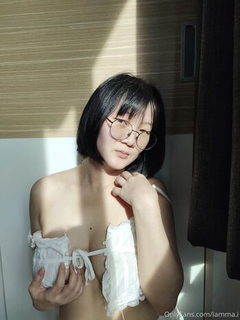 Full leaked Noomaroko private onlyfans photo
