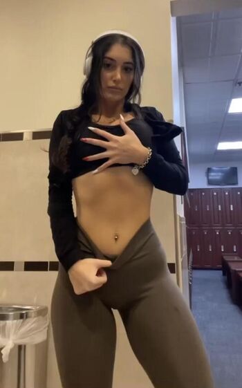 Full leaked Nura nejad private onlyfans photo