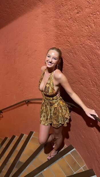 Full leaked Penny lane private onlyfans photo