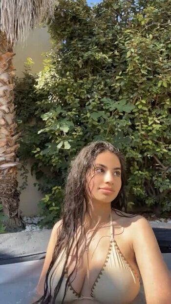 Full leaked Sofia bni private onlyfans photo