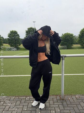 Full leaked Sophie charlott private onlyfans photo