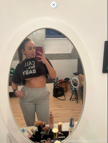 Full leaked Sophie private onlyfans photo