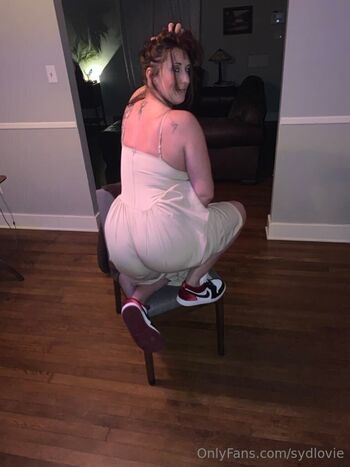 Full leaked Sydlovie private onlyfans photo